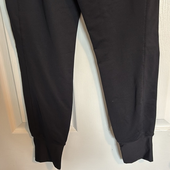 Fabletics women’s black high waist scrub jogger pants size XS - Picture 8 of 9